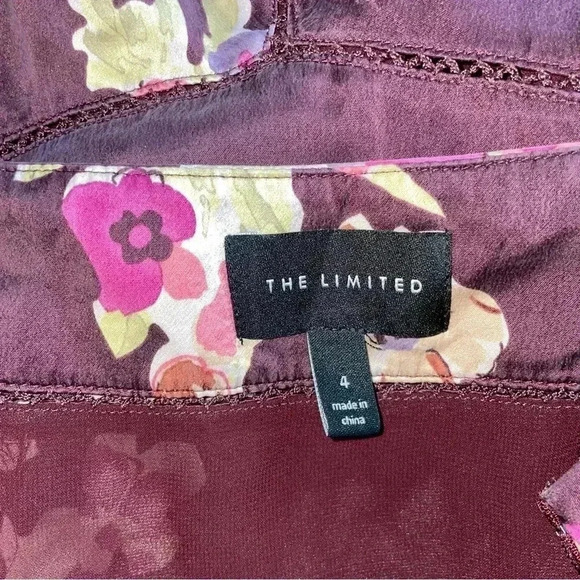 The  Limited Skirt - Picture 5 of 6